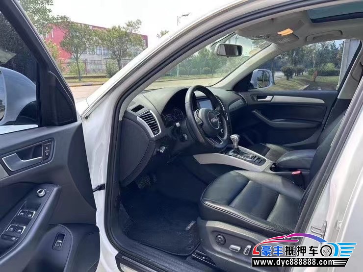 16年奥迪Q5轿车抵押车出售