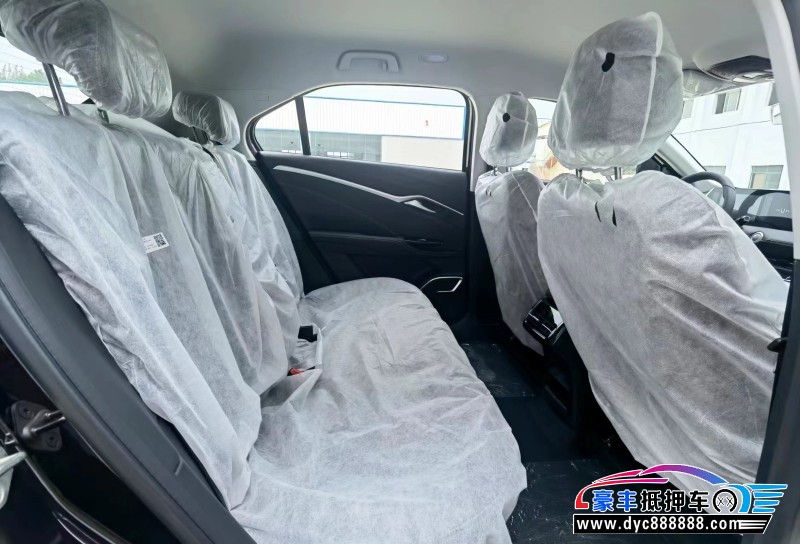 23年哪吒u-ll400SUV抵押车出售