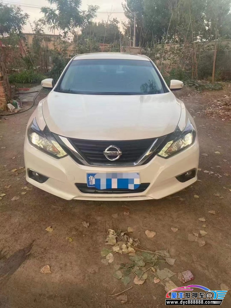 18年日产天籁轿车抵押车出售