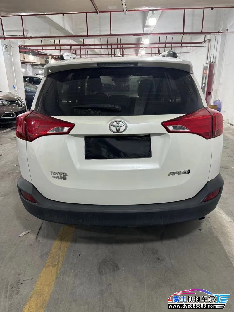 15年丰田RAV4轿车抵押车出售