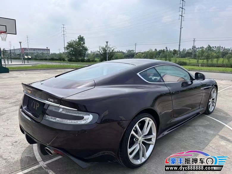 14年宾利飞驰轿车抵押车出售