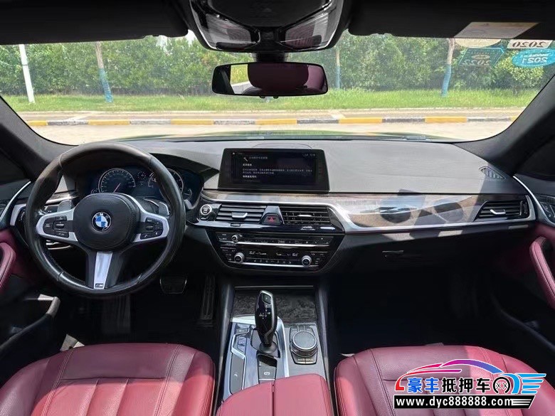 18年宝马5系轿车抵押车出售