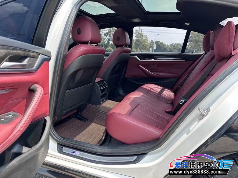 18年宝马5系轿车抵押车出售