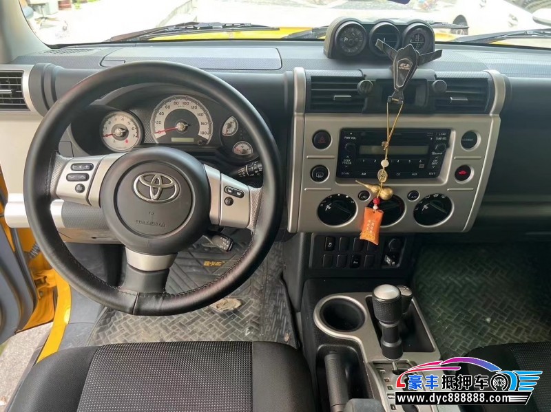 19年丰田FJ 酷路泽轿车抵押车出售