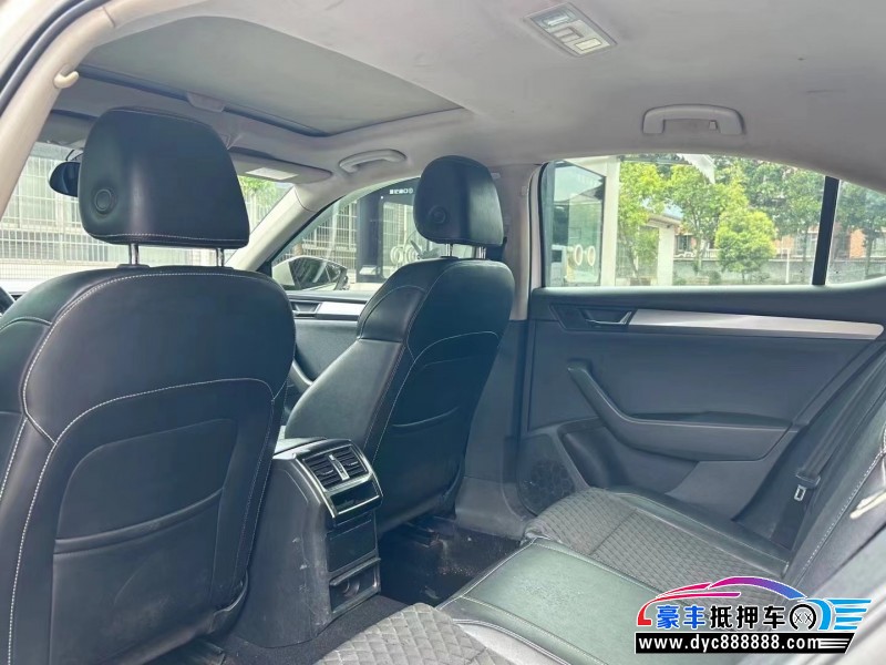 16年斯柯达速派轿车抵押车出售