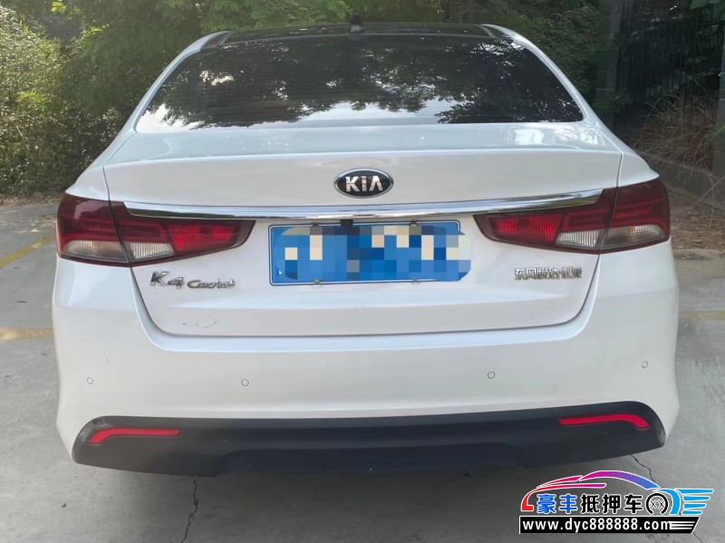 20年起亚K4轿车抵押车出售