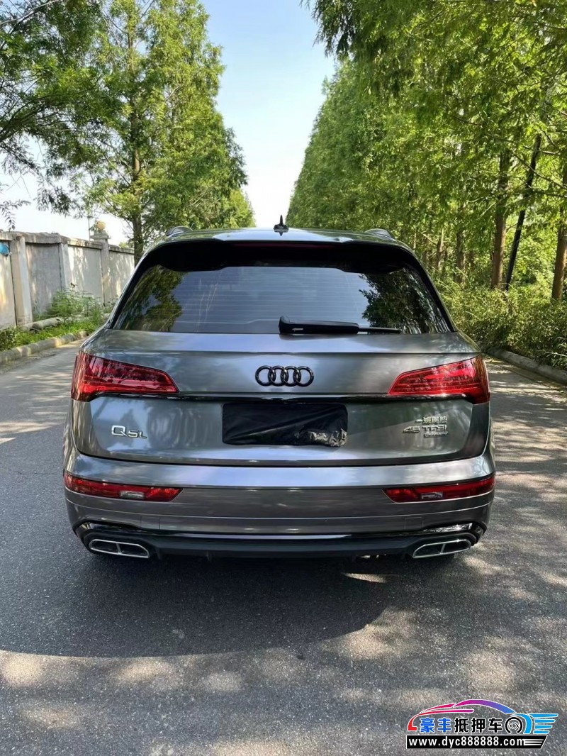 23年奥迪Q5SUV抵押车出售