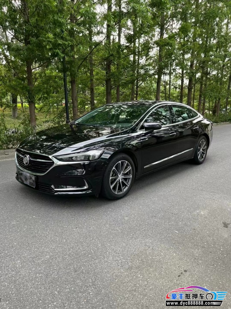 20年别克君越轿车抵押车出售