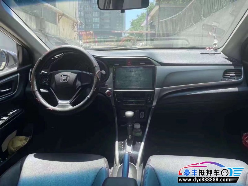 17年本田凌派轿车抵押车出售