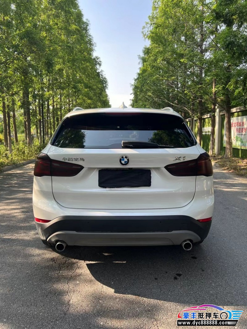 18年宝马X1SUV抵押车出售