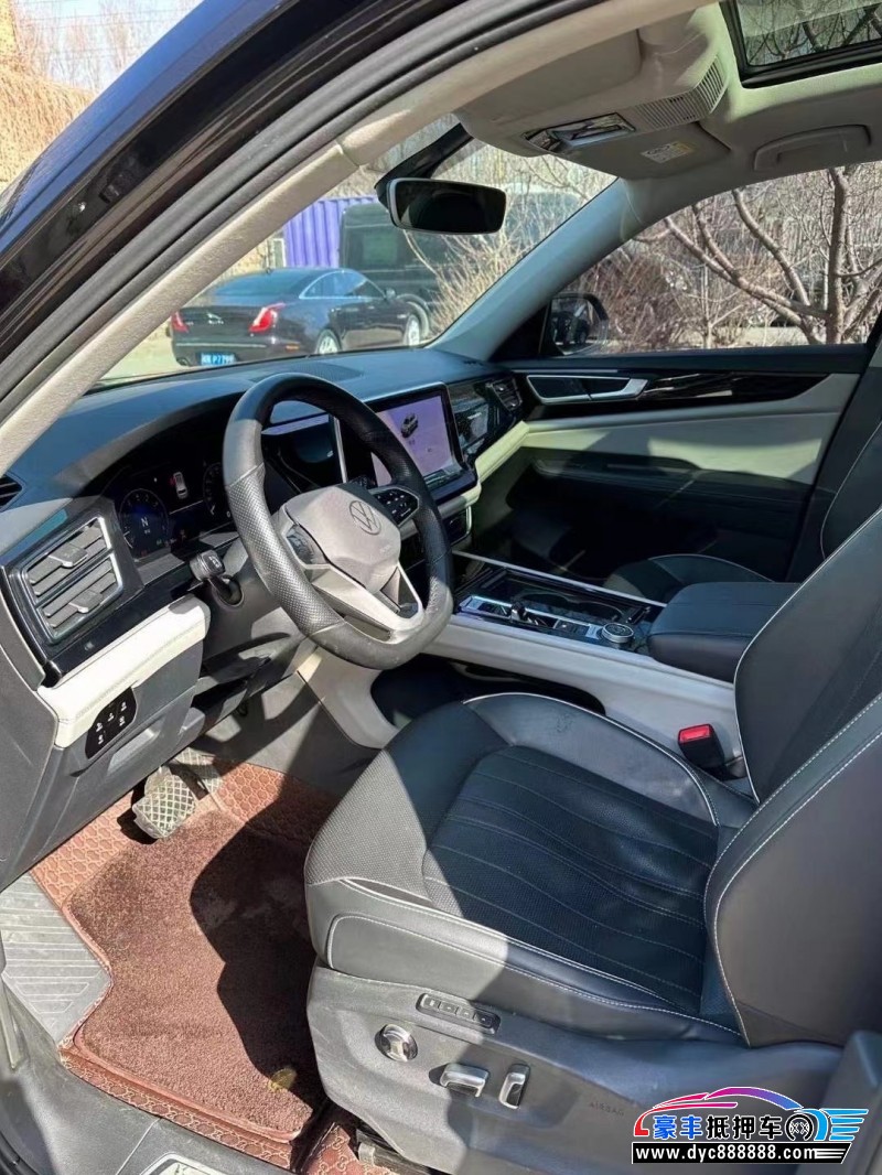 22年大众途昂轿车抵押车出售