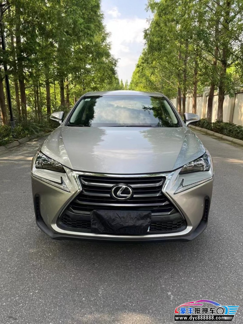 15年雷克萨斯NX轿车抵押车出售