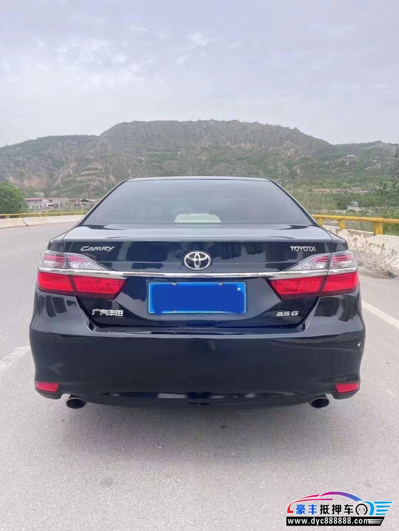 16年丰田凯美瑞轿车抵押车出售