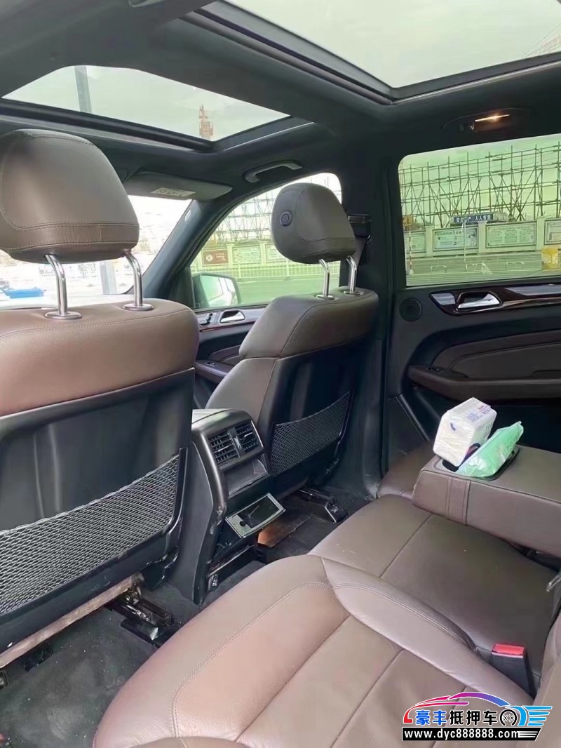 15年奔驰ML轿车抵押车出售