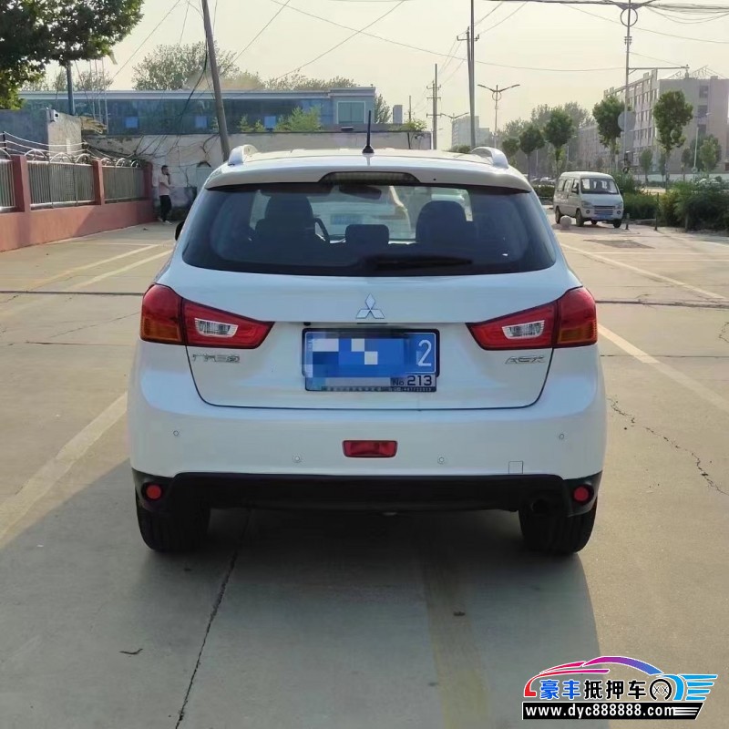 16年三菱劲炫轿车抵押车出售