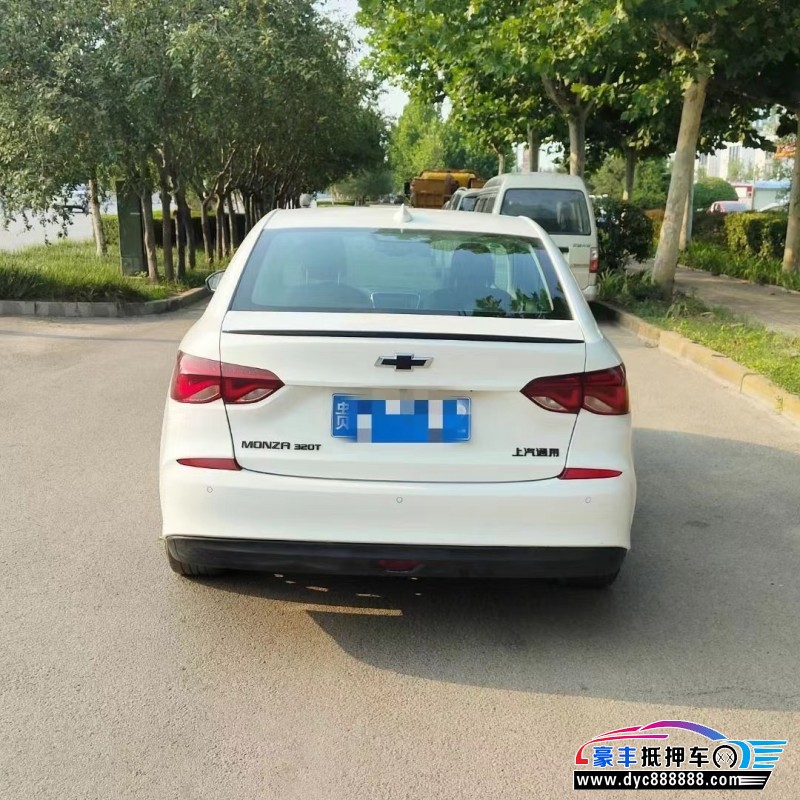 20年雪佛兰科鲁泽轿车抵押车出售