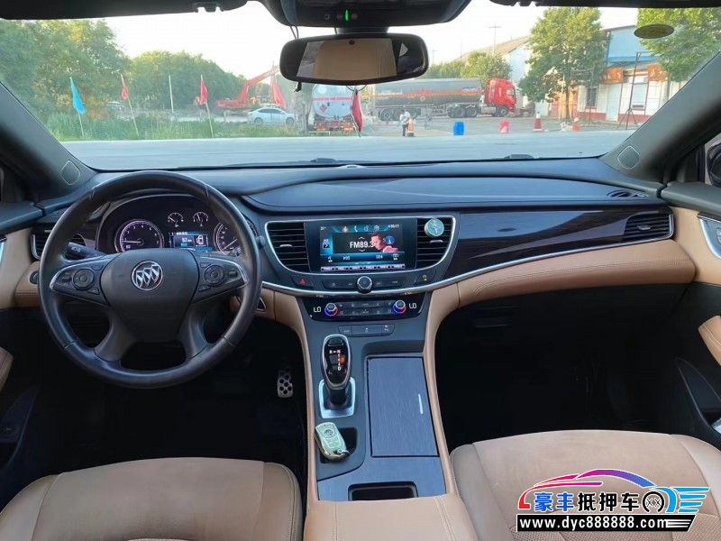 17年别克君越轿车抵押车出售