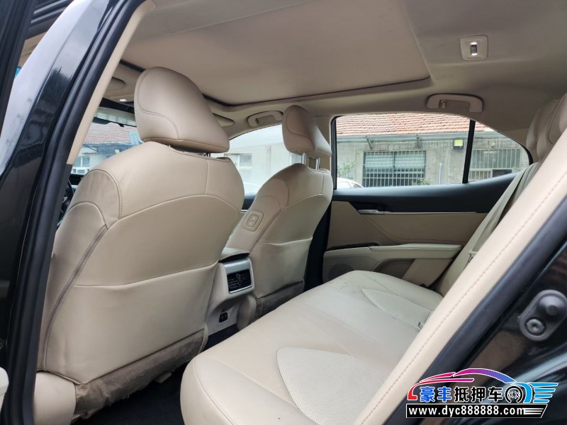 20年丰田凯美瑞轿车抵押车出售