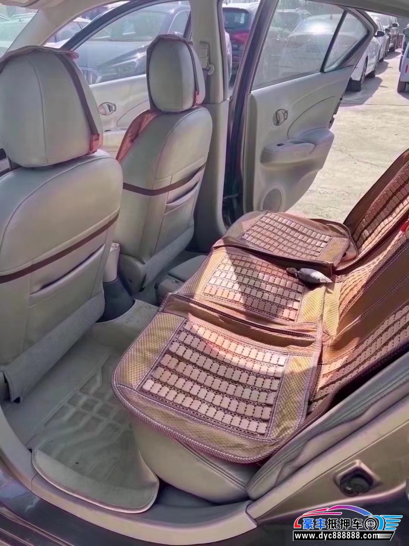 18年日产阳光轿车抵押车出售