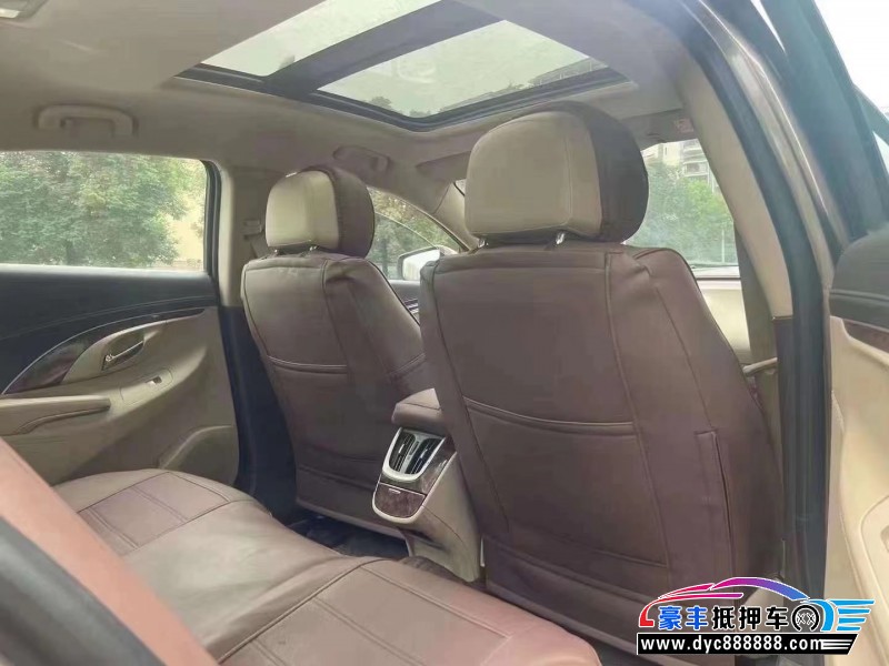 14年别克君越轿车抵押车出售