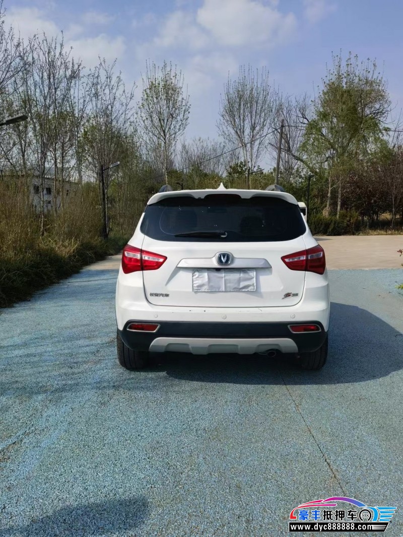 18年长安CS35轿车抵押车出售