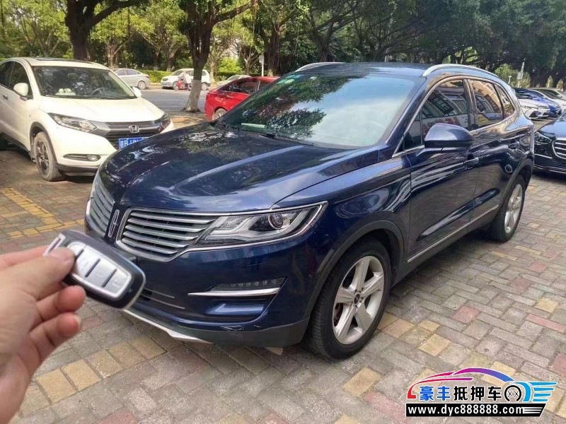 17年林肯MKC轿车抵押车出售
