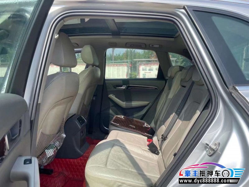 10年奥迪Q5轿车抵押车出售