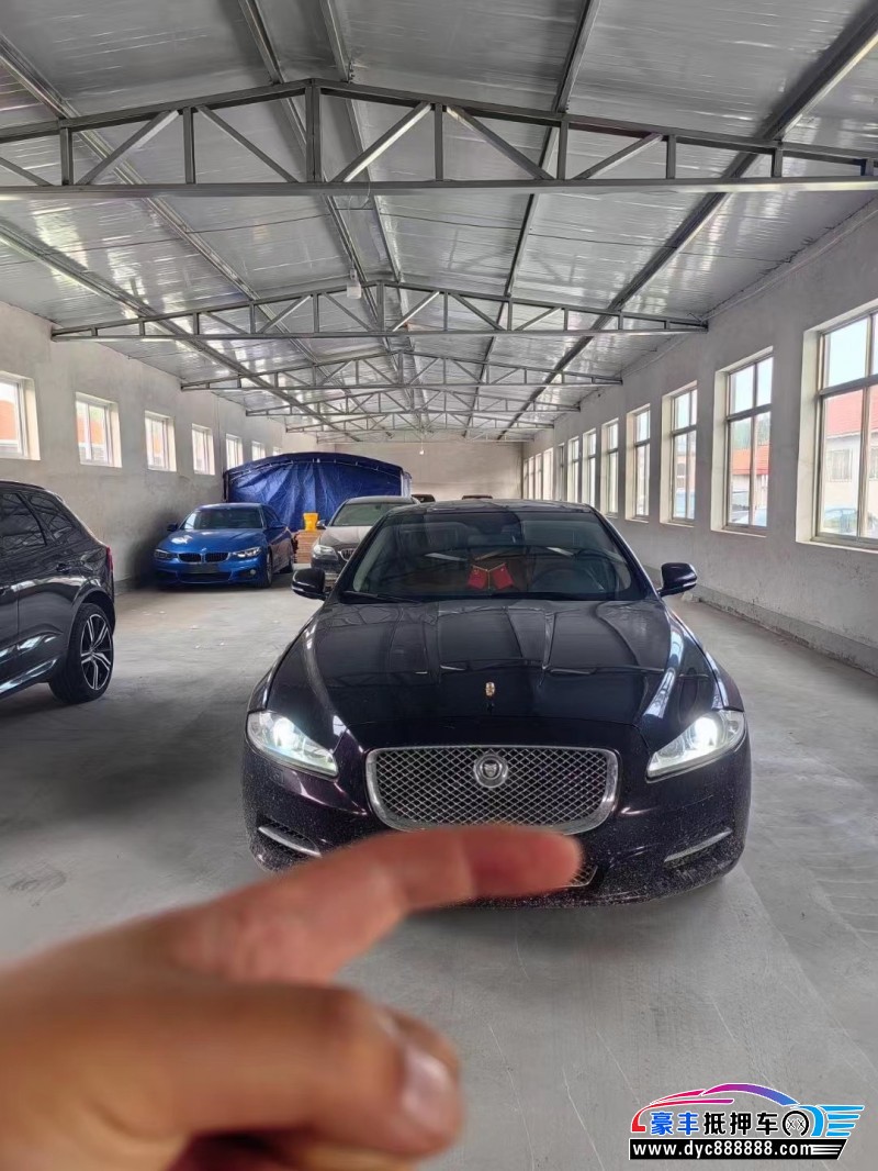 13年捷豹XJL轿车抵押车出售