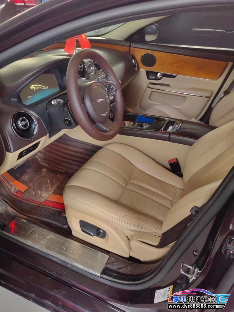 13年捷豹XJL轿车抵押车出售