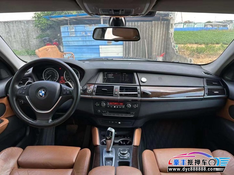 14年宝马X6轿车抵押车出售