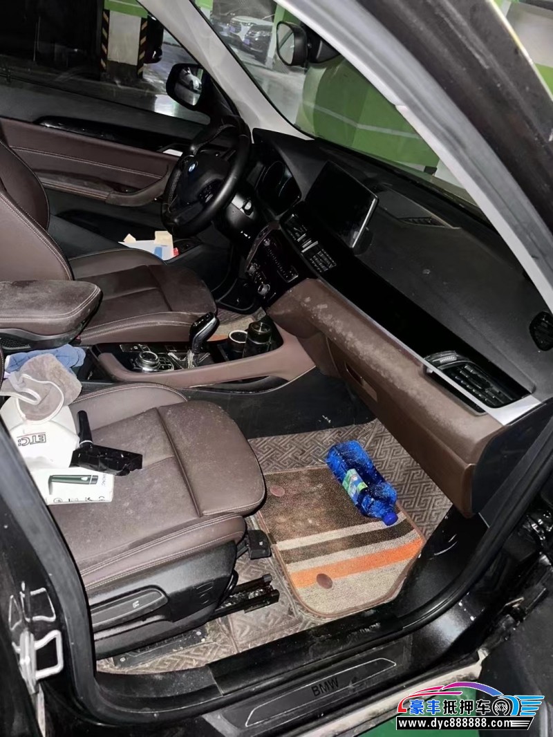 21年宝马X1轿车抵押车出售