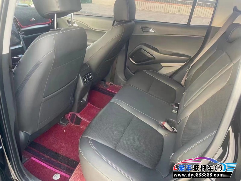 22年现代ix35轿车抵押车出售