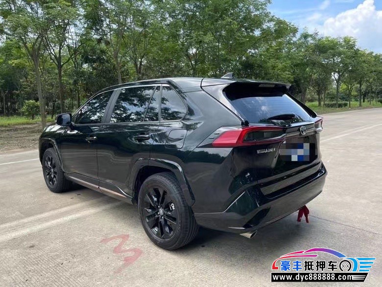 22年丰田威兰达轿车抵押车出售