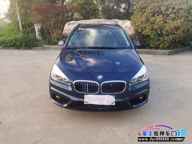 16年宝马2系轿车抵押车出售