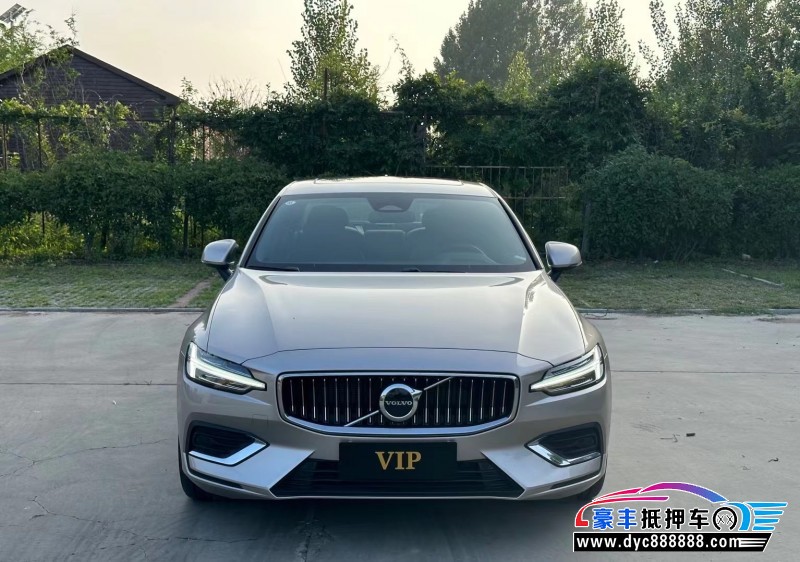 23年沃尔沃S60轿车抵押车出售