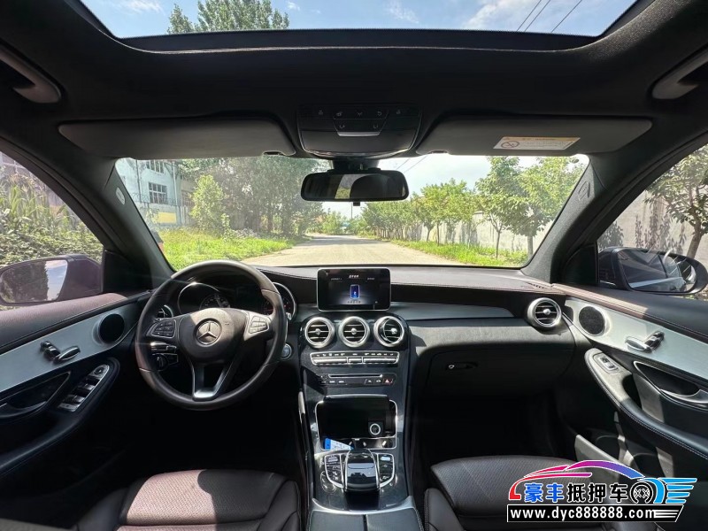 17年奔驰GLC轿车抵押车出售