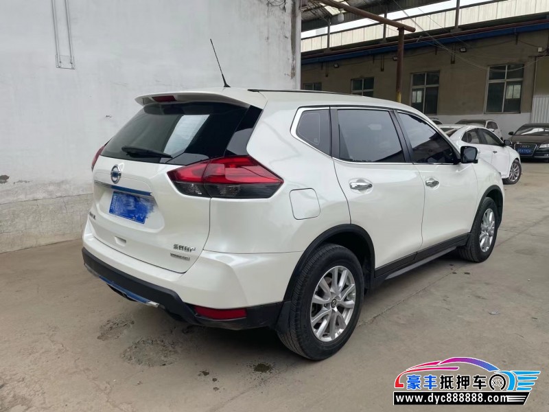 20年日产奇骏轿车抵押车出售