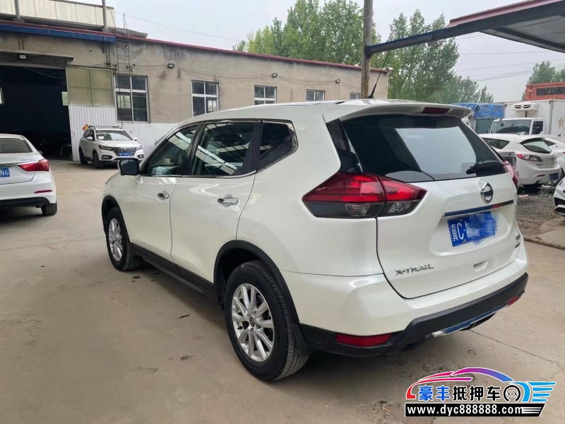 20年日产奇骏轿车抵押车出售