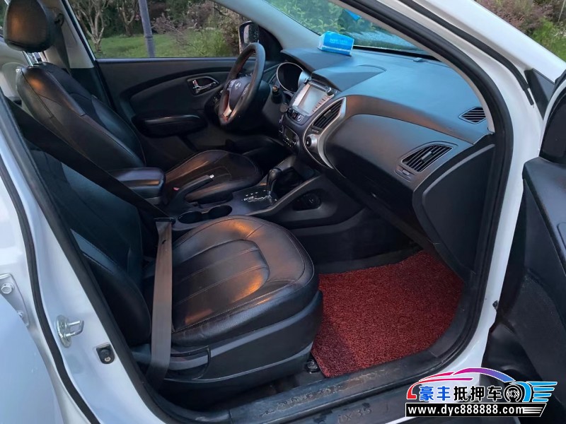 13年现代ix35SUV抵押车出售