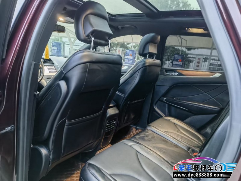 17年林肯MKCSUV抵押车出售