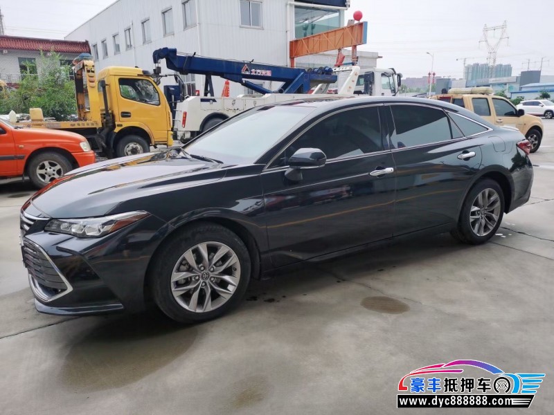 21年丰田亚洲龙轿车抵押车出售