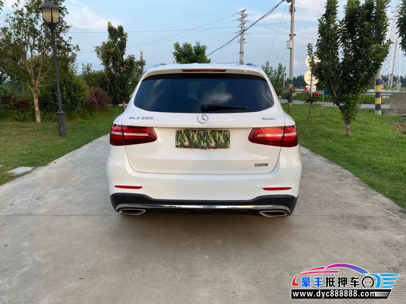 17年奔驰GLCSUV抵押车出售