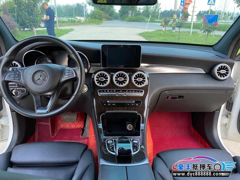 17年奔驰GLCSUV抵押车出售