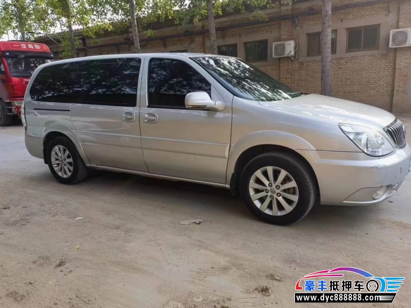 15年别克GL8轿车抵押车出售