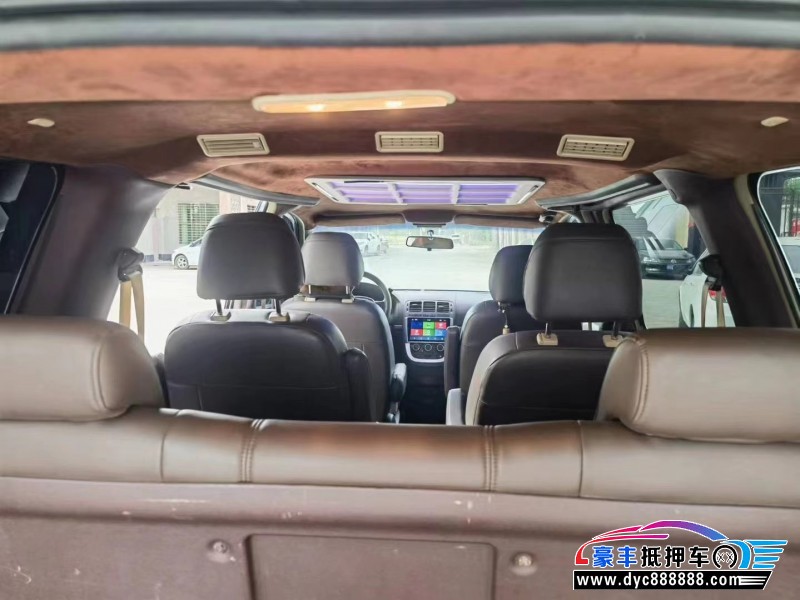 15年别克GL8轿车抵押车出售