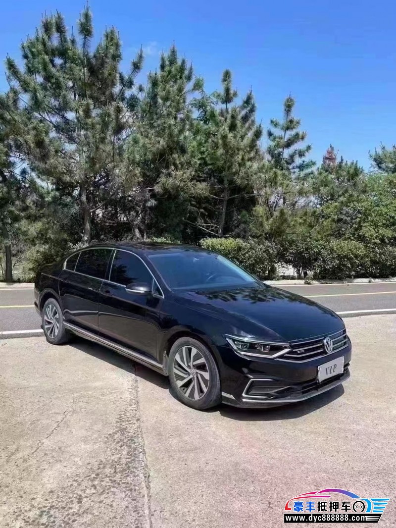 21年大众迈腾轿车抵押车出售