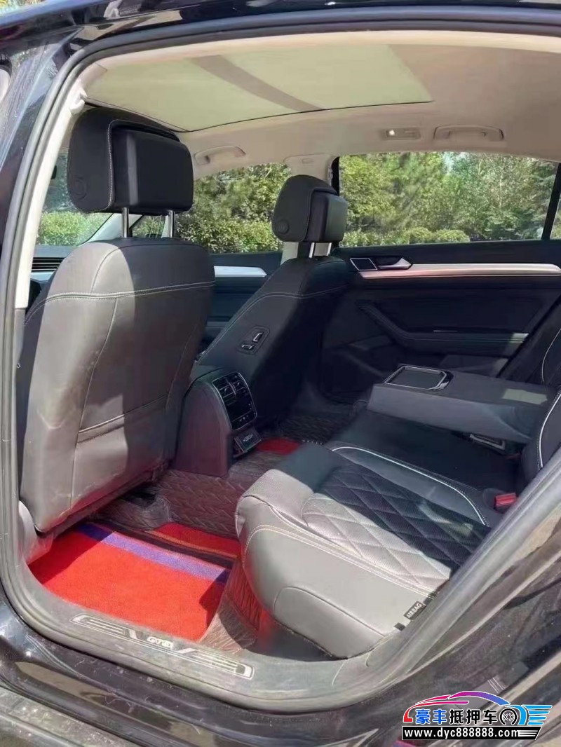 21年大众迈腾轿车抵押车出售