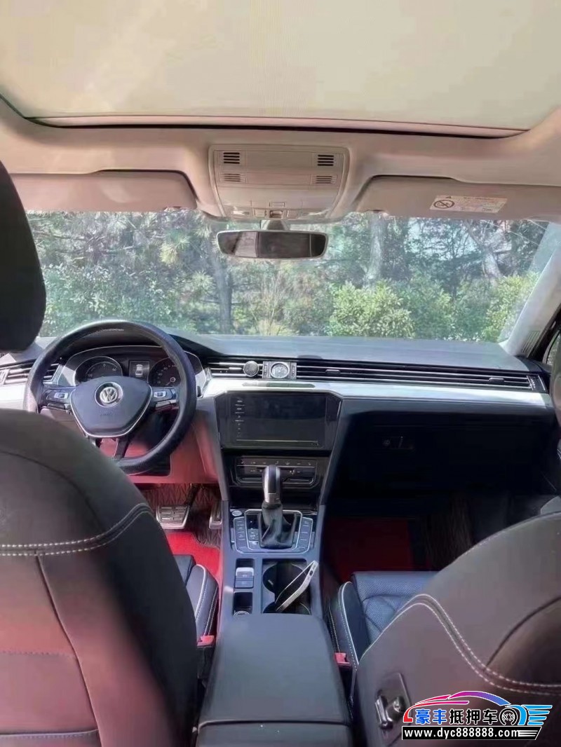 21年大众迈腾轿车抵押车出售