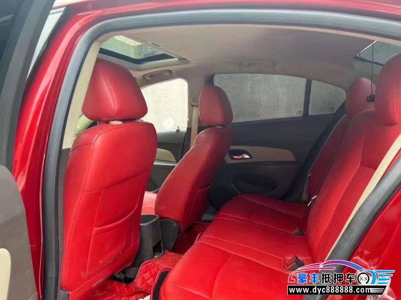 15年雪佛兰科鲁兹轿车抵押车出售