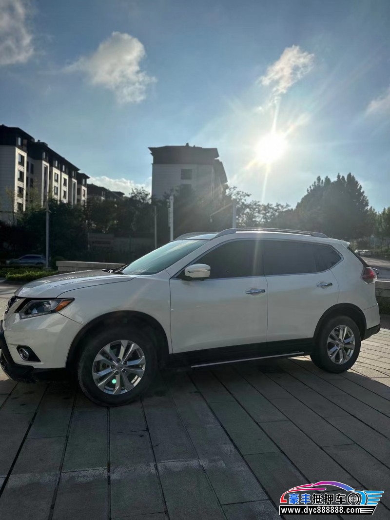 16年日产奇骏轿车抵押车出售